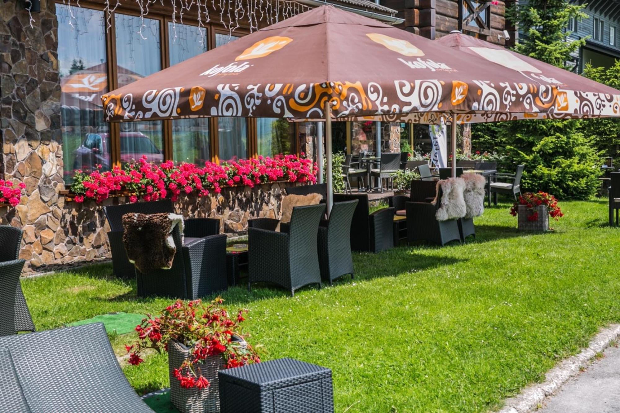 Horsky Hotel Encian Donovaly Ngoại thất bức ảnh